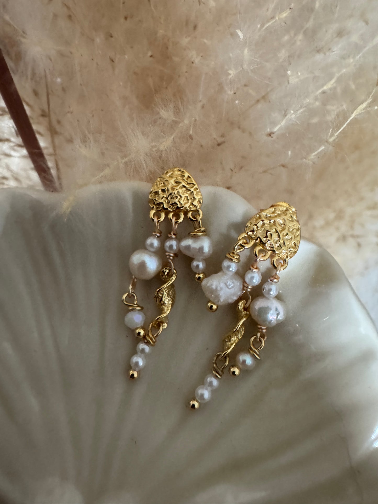 Luni earrings