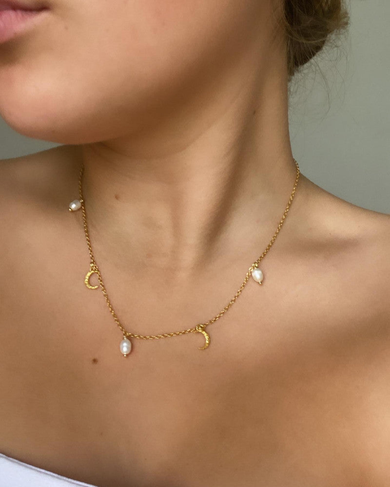 Luis necklace