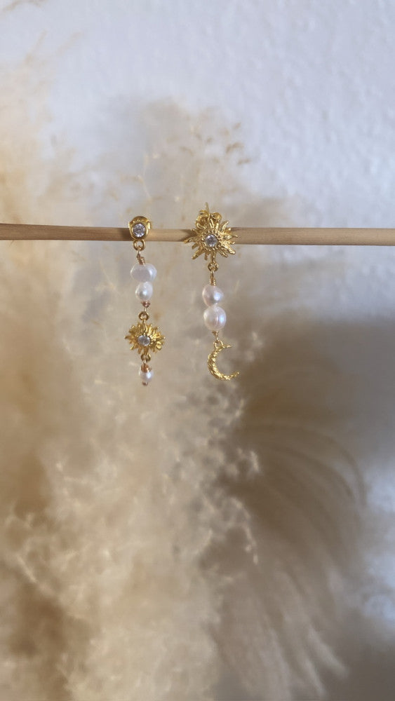 Nay earrings