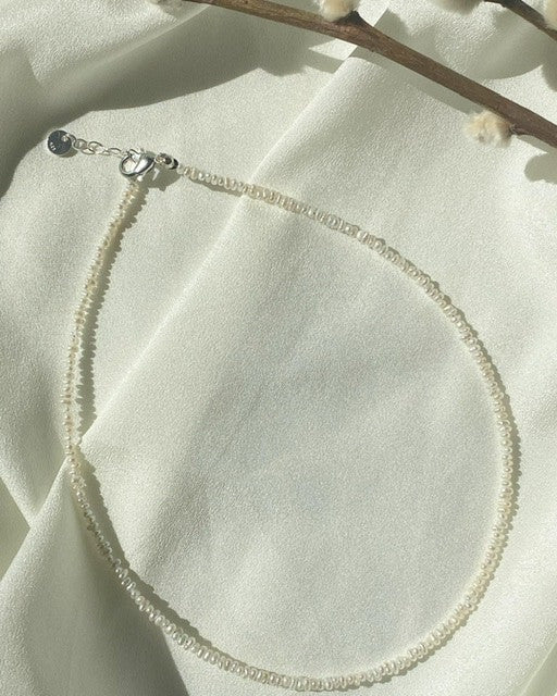 Oui necklace