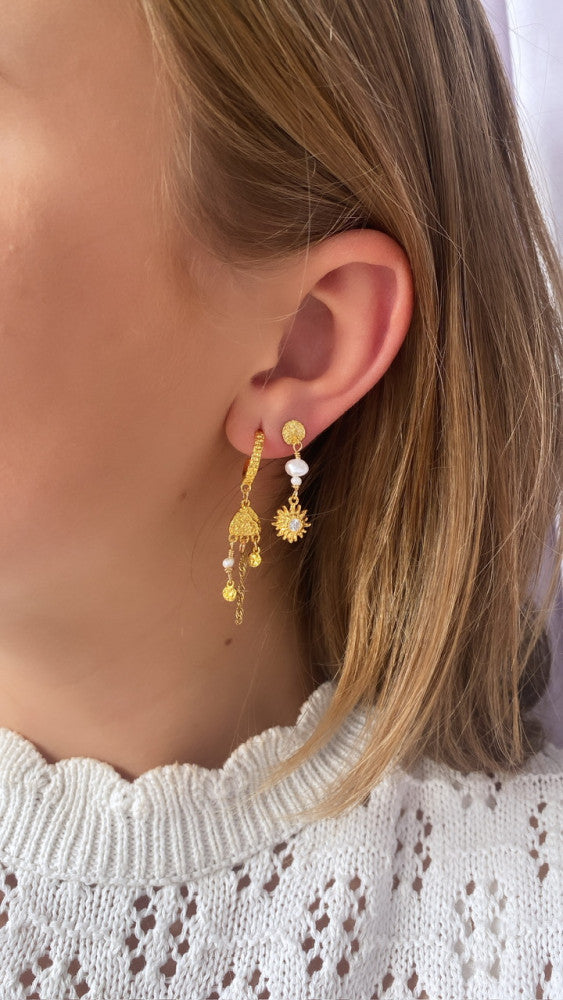 Singa earrings