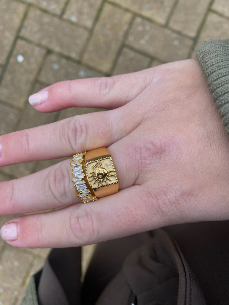 Sunlight ring