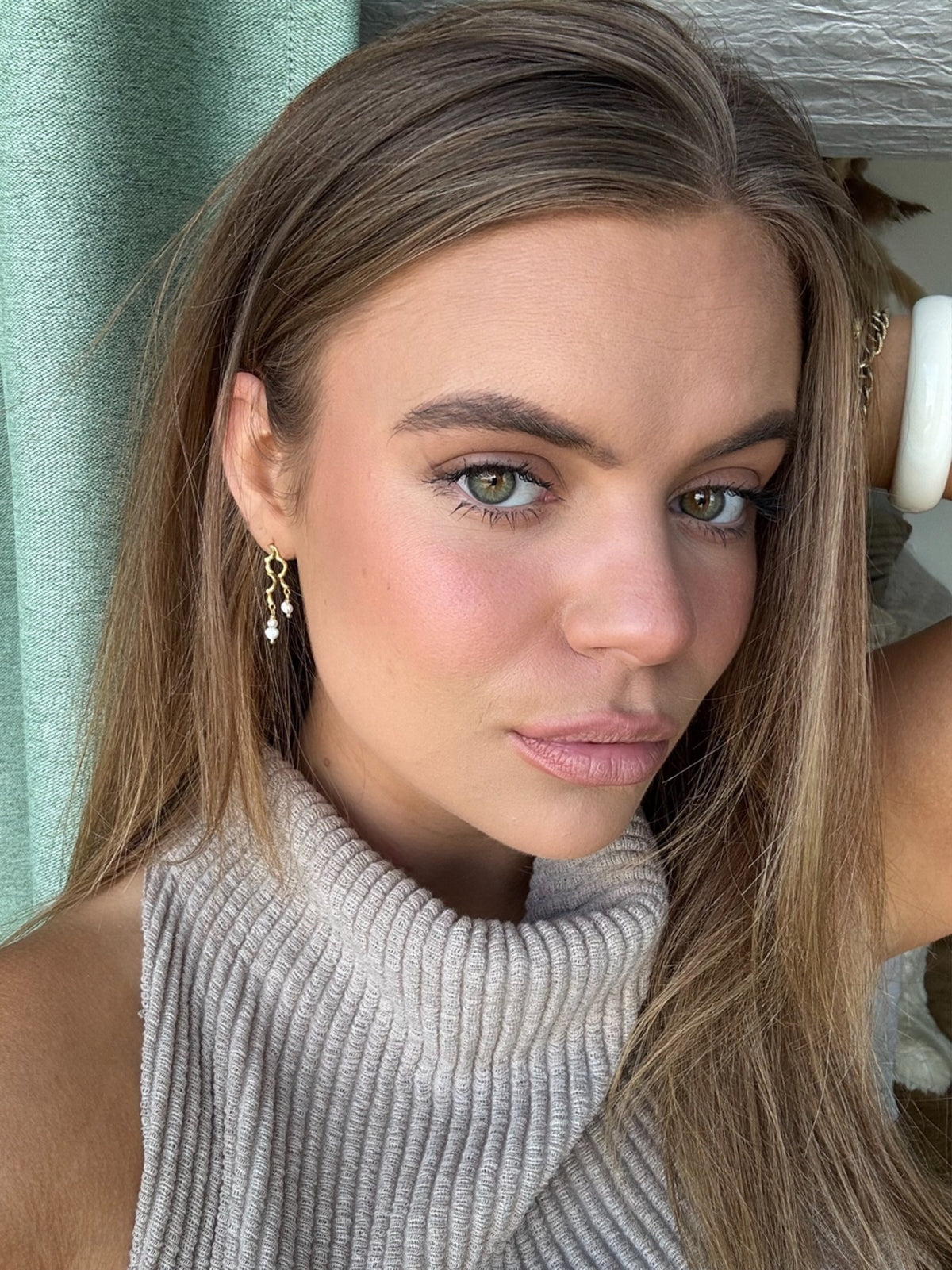 Isola earrings