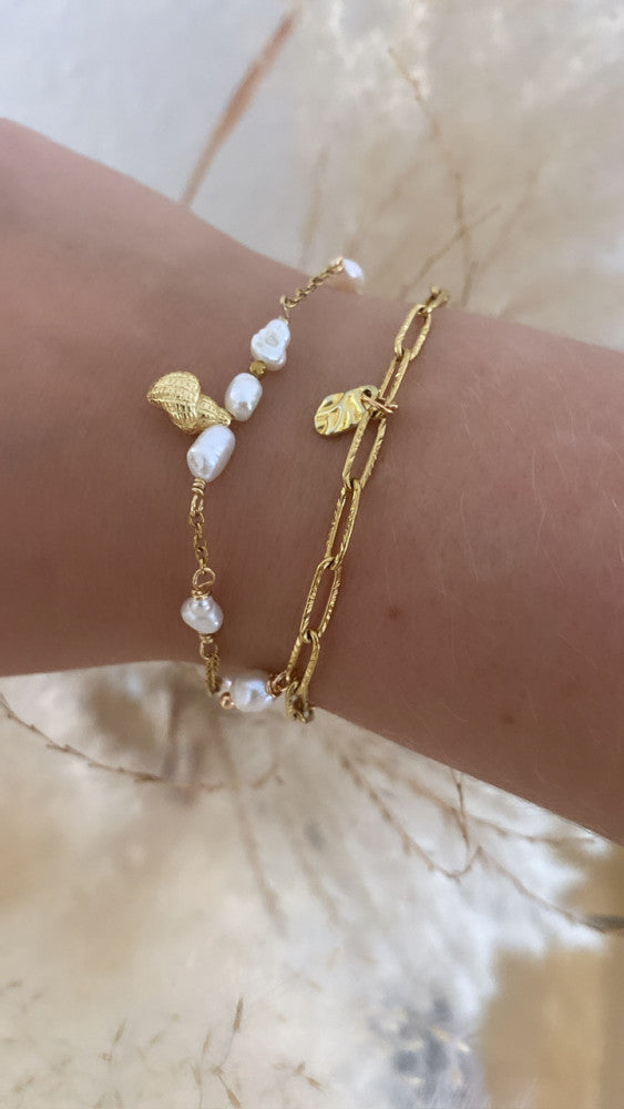 Agada bracelet