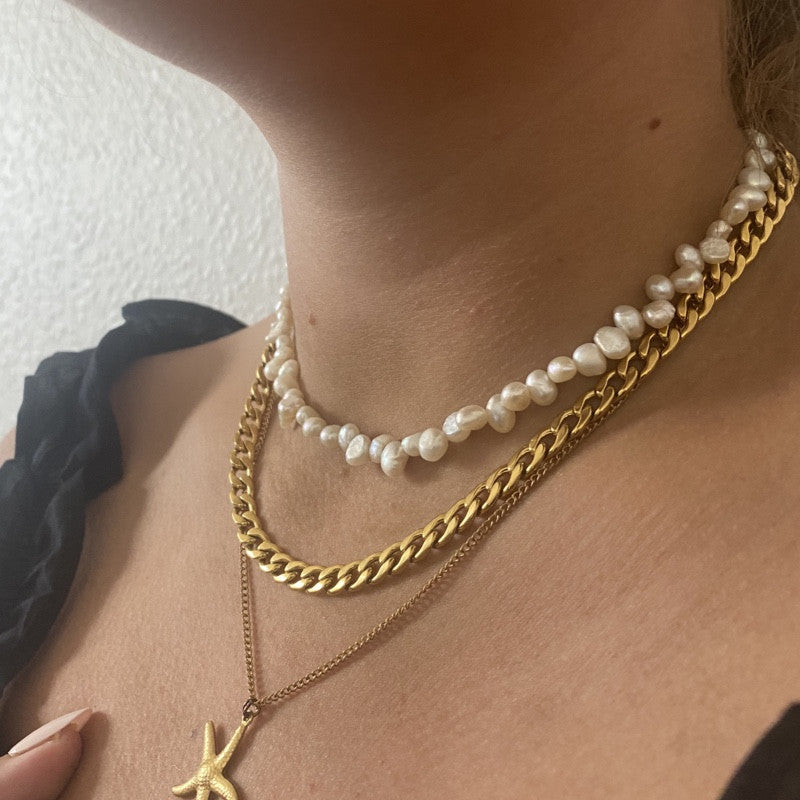 Chainy necklace