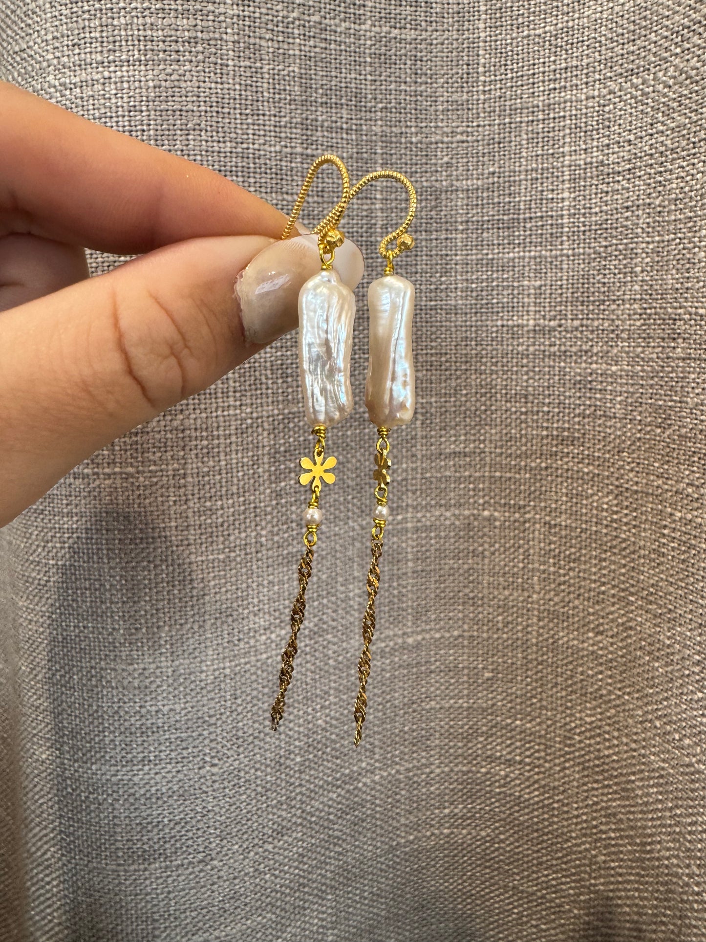 Flow earrings