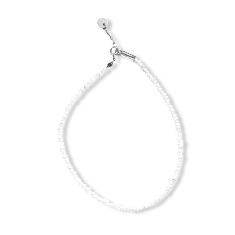 Shiny anklet