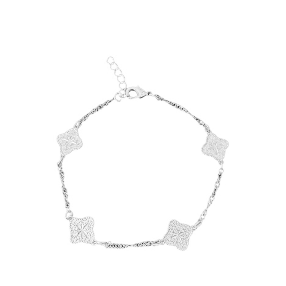 Clové bracelet