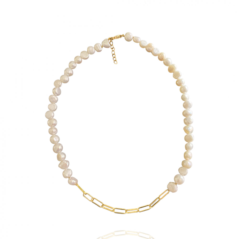 Daisy necklace