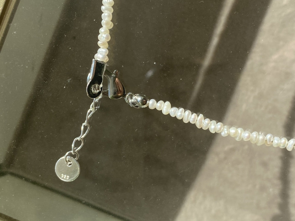 Oui necklace
