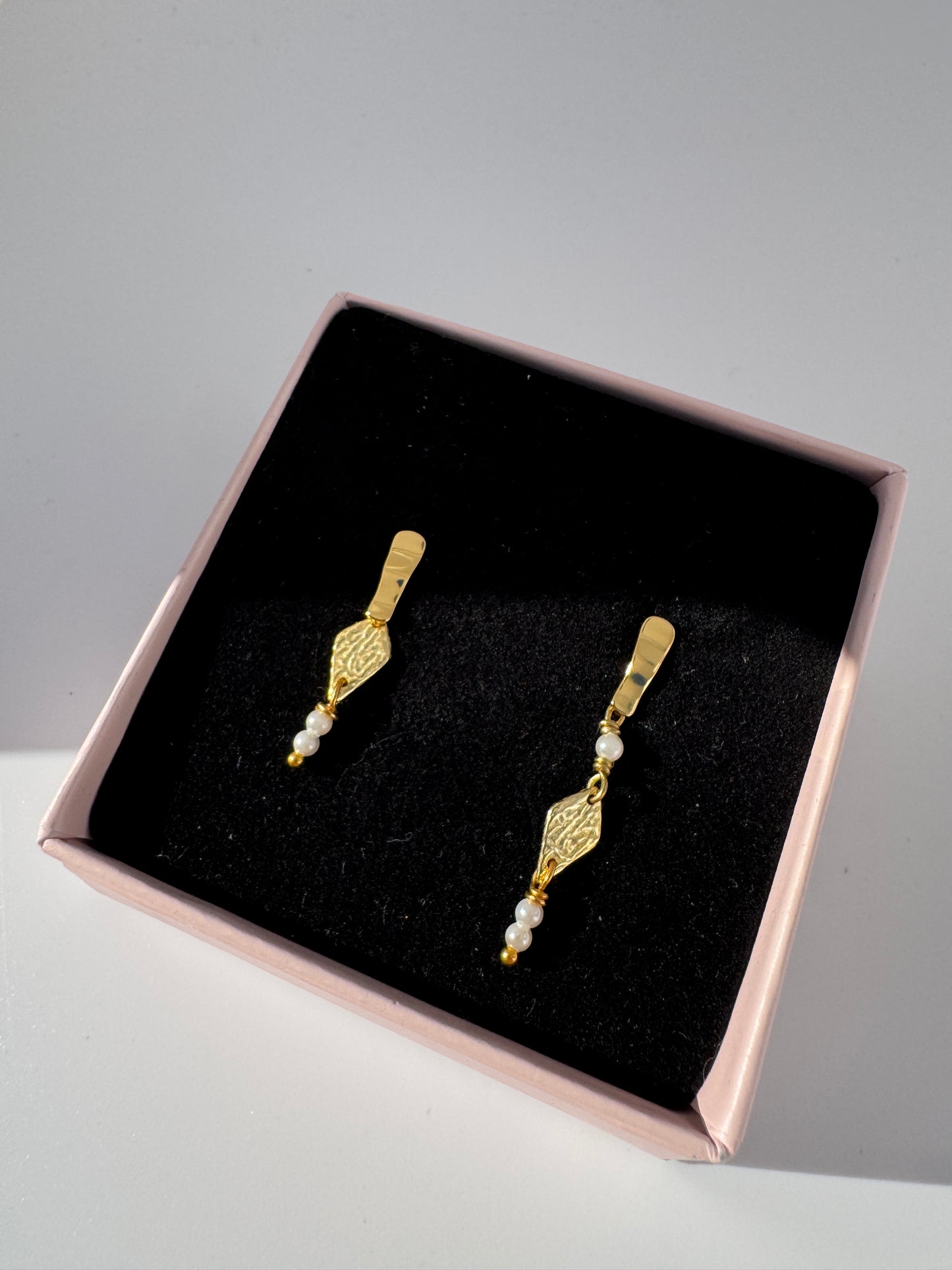 Nisha earrings