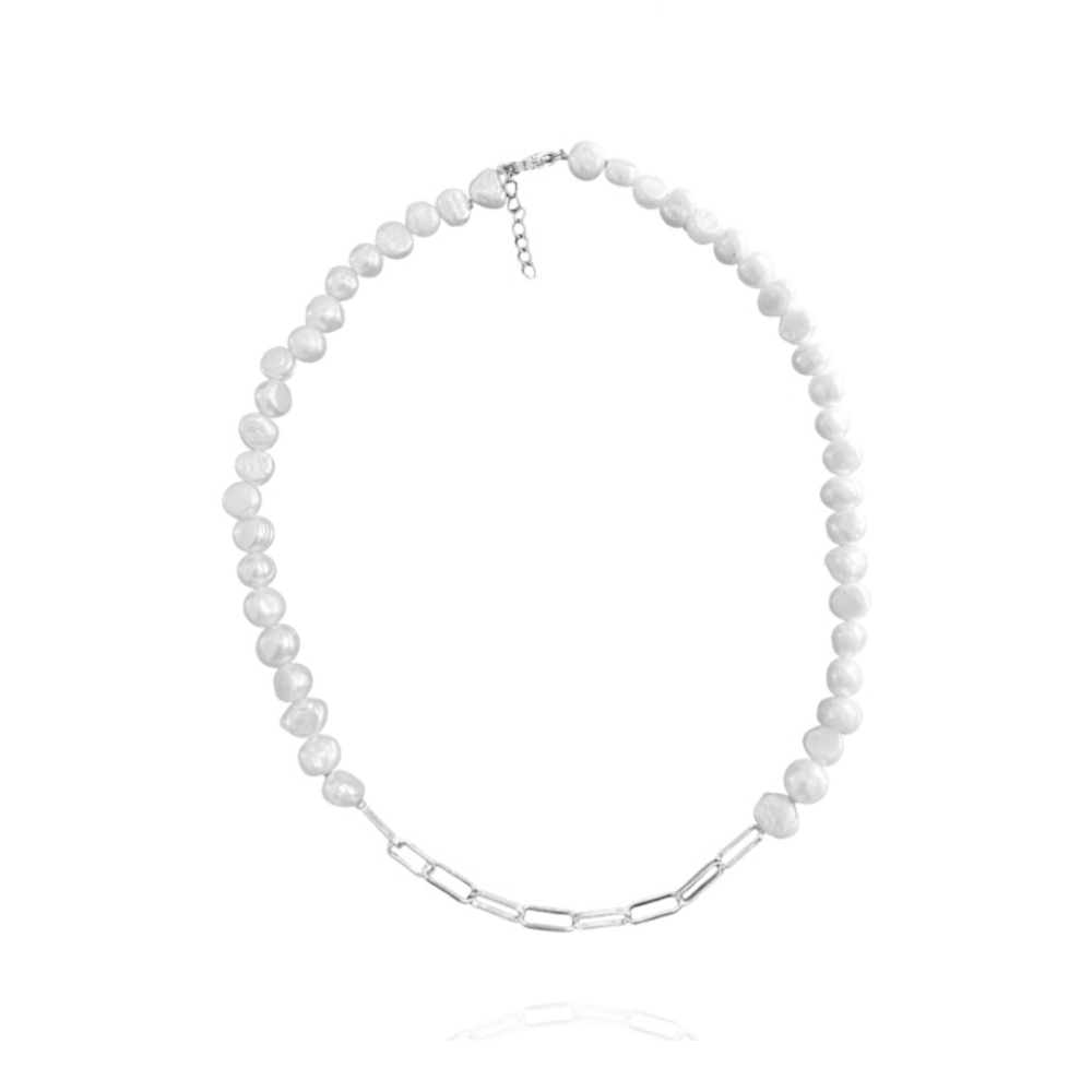 Daisy necklace